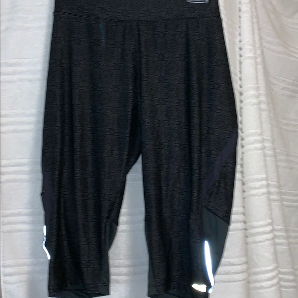 DYT- T4 Avis exercise pant